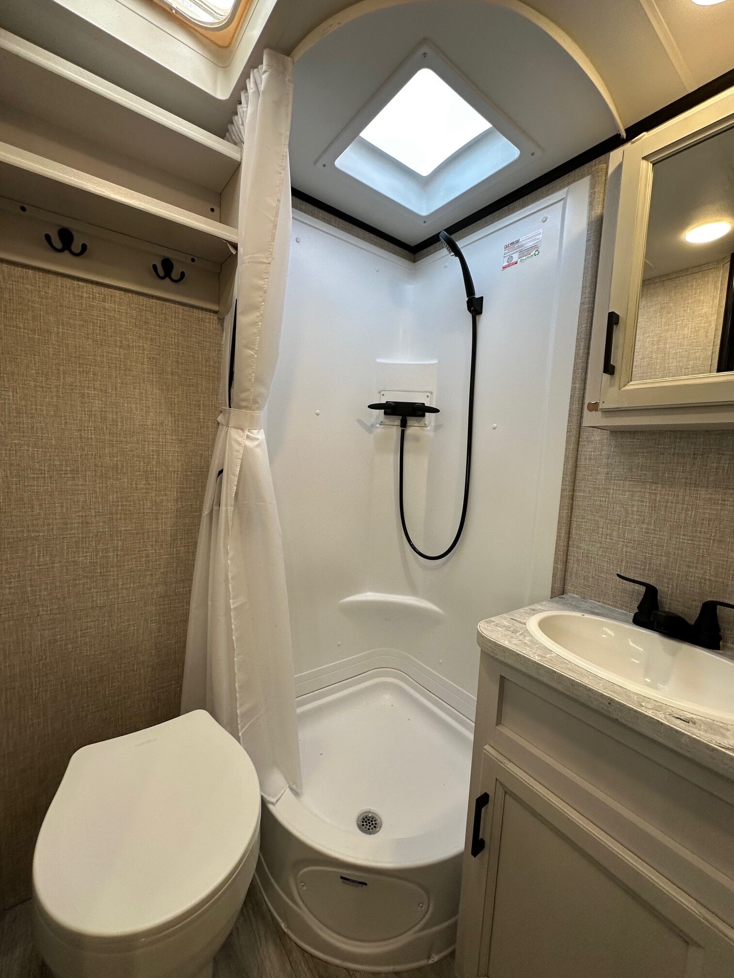 2023 Jayco Jay Feather Micro 166FBS travel trailer