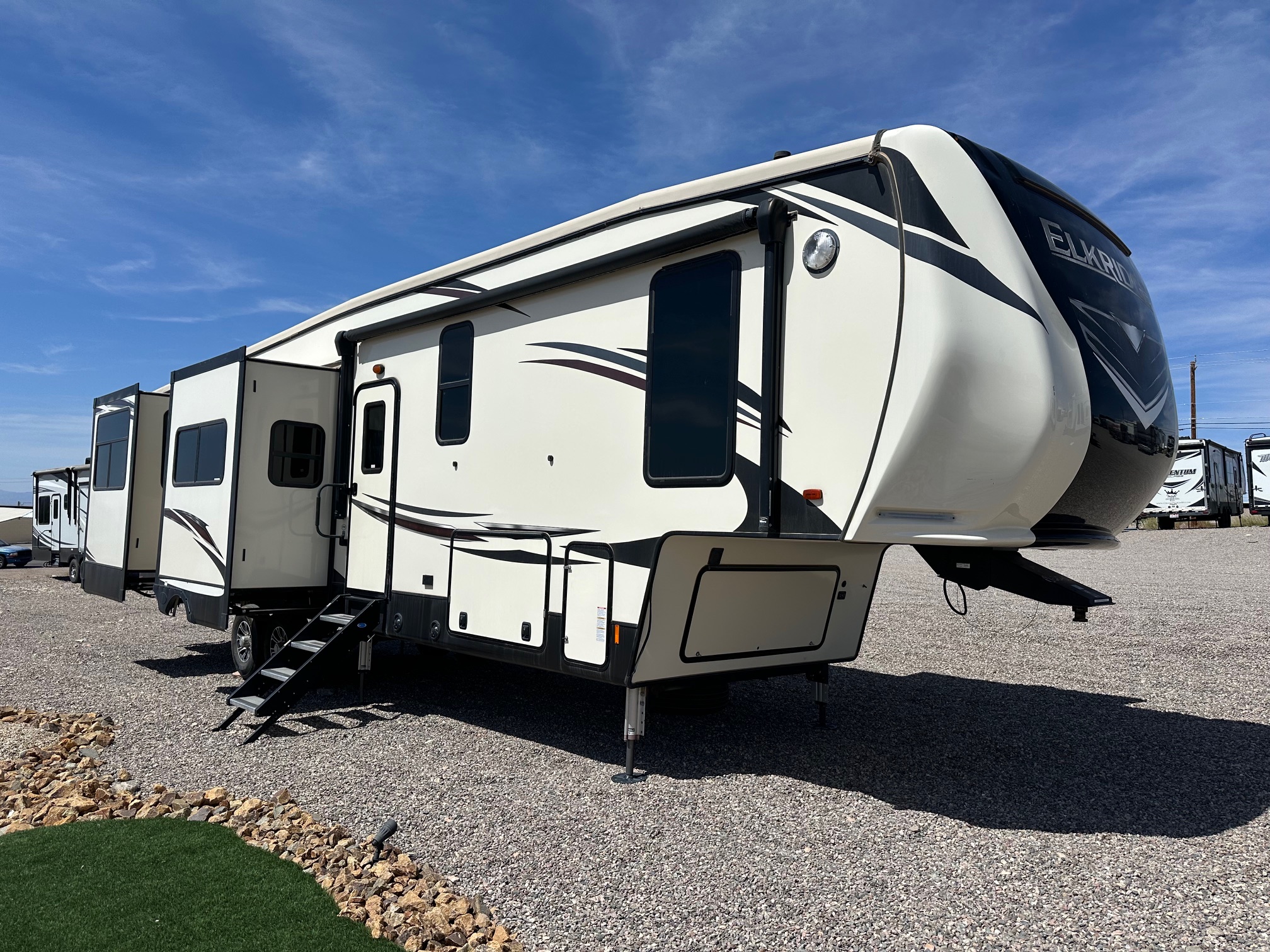 2020 Heartland Elkridge 37RK 5th wheel