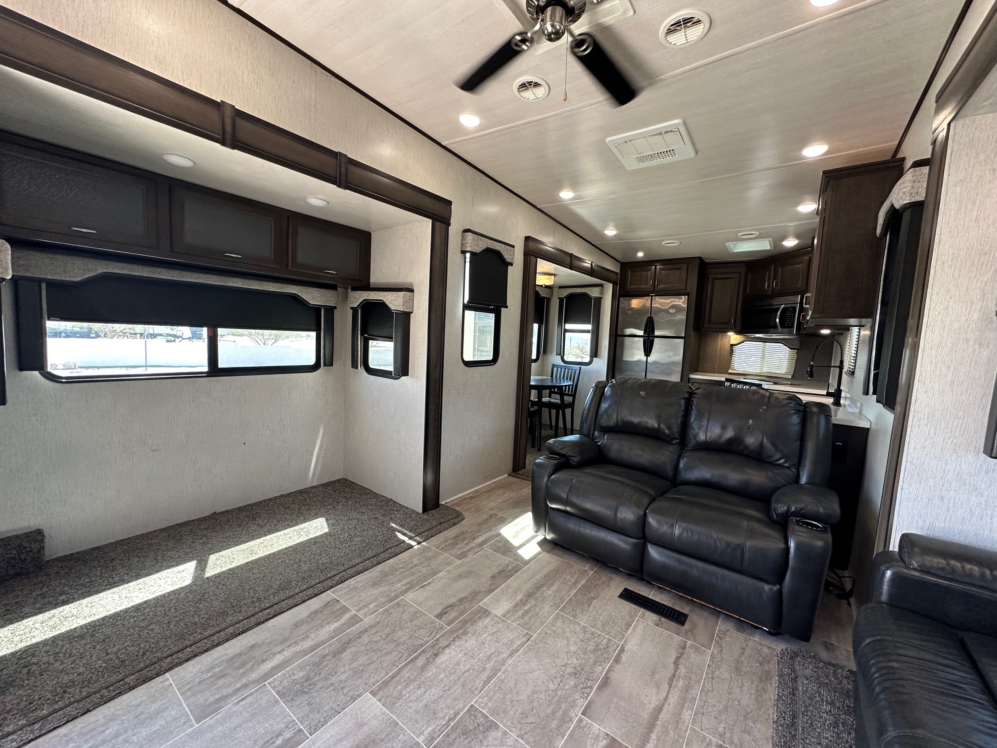 2020 Heartland Elkridge 37RK 5th wheel