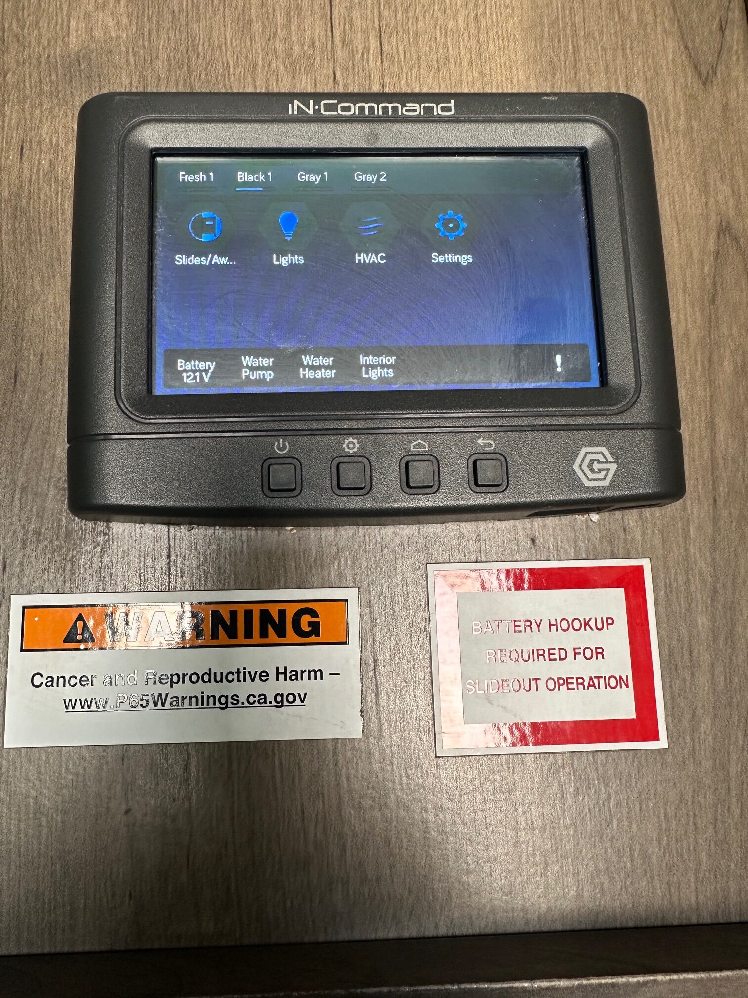 2019 Dutchmen Voltage 4185 toy hauler 5th wheel