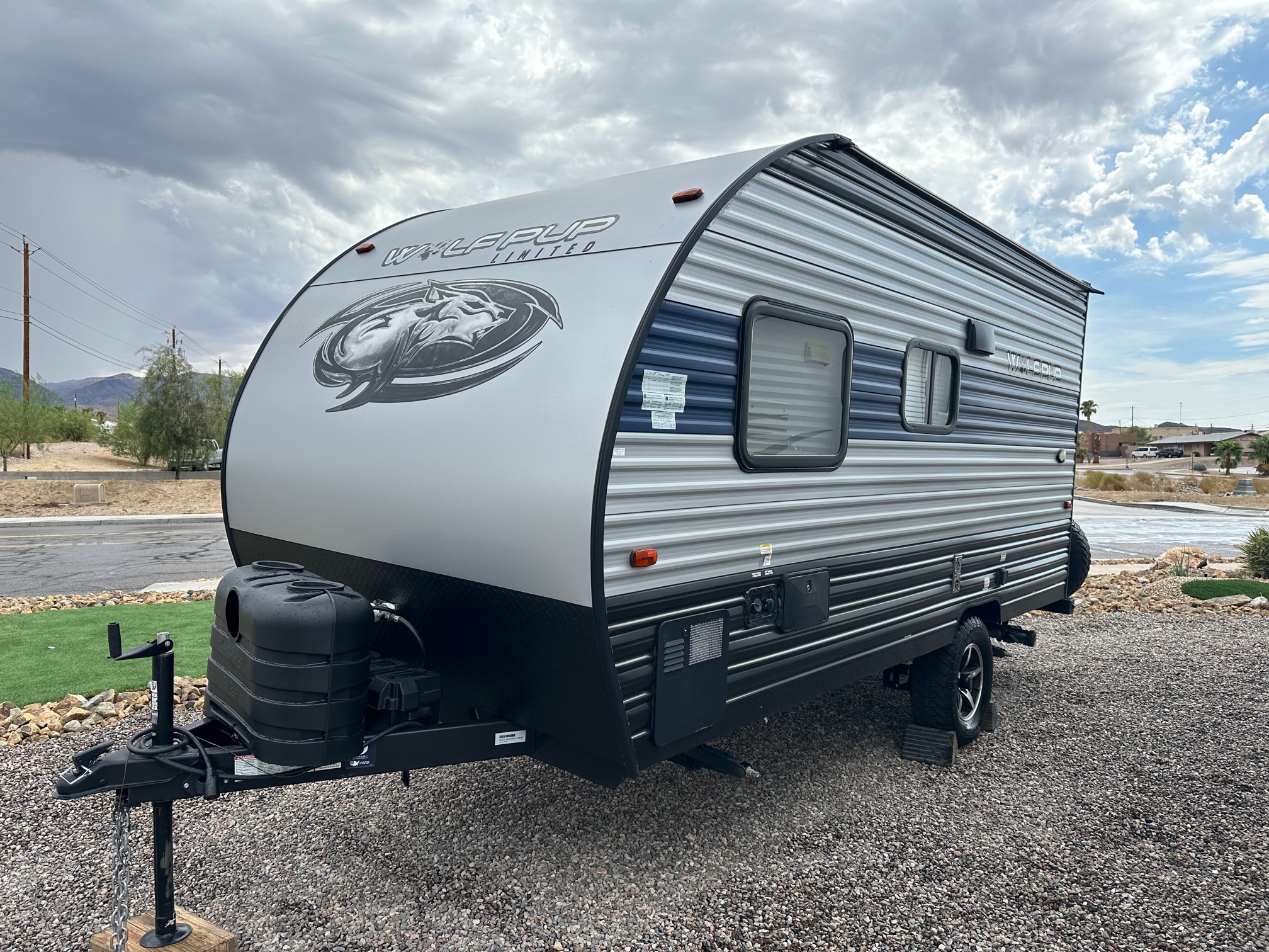 2021 Forest River Wolf Pup Limited 14CC travel trailer – Excellent condition!