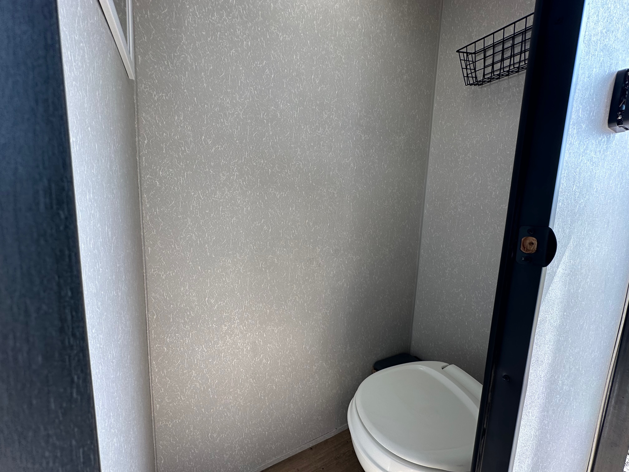 2021 Forest River Wolf Pup Limited 14CC travel trailer – Excellent condition!