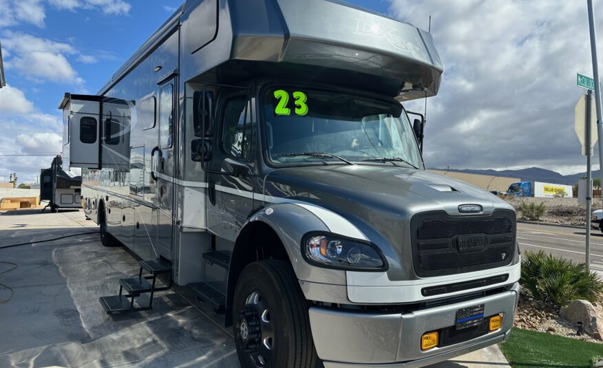 2023 Dynamax DX3 37RB Super C Diesel Motorhome – 1 1/2 bathrooms!