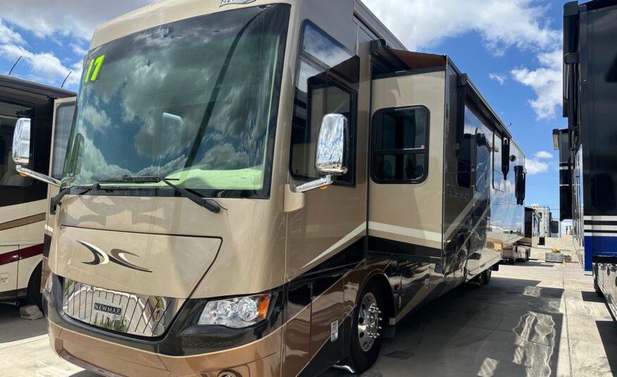 2017 Newmar Dutchstar 4018 Class A Diesel Pusher Motorhome – 1 1/2 bathrooms!
