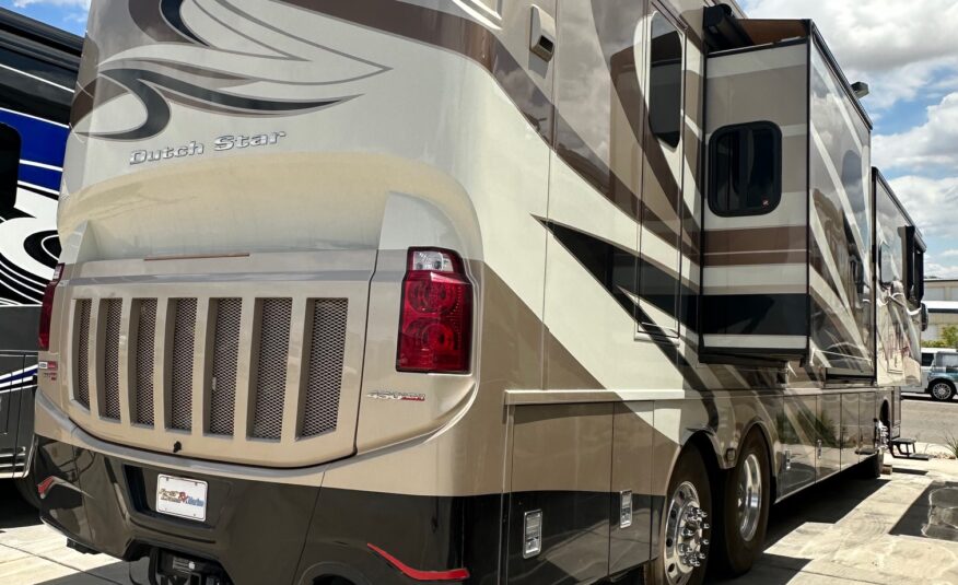 2017 Newmar Dutchstar 4018 Class A Diesel Pusher Motorhome – 1 1/2 bathrooms!