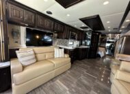 2017 Newmar Dutchstar 4018 Class A Diesel Pusher Motorhome – 1 1/2 bathrooms!