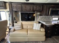 2017 Newmar Dutchstar 4018 Class A Diesel Pusher Motorhome – 1 1/2 bathrooms!
