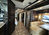 2017 Newmar Dutchstar 4018 Class A Diesel Pusher Motorhome – 1 1/2 bathrooms!