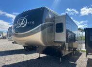 2013 DRV Mobile Suites 38RSSB3 Exclusive Resort Edition 5th wheel
