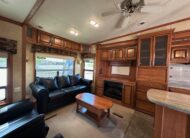 2013 DRV Mobile Suites 38RSSB3 Exclusive Resort Edition 5th wheel
