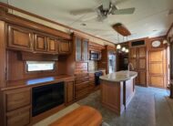 2013 DRV Mobile Suites 38RSSB3 Exclusive Resort Edition 5th wheel