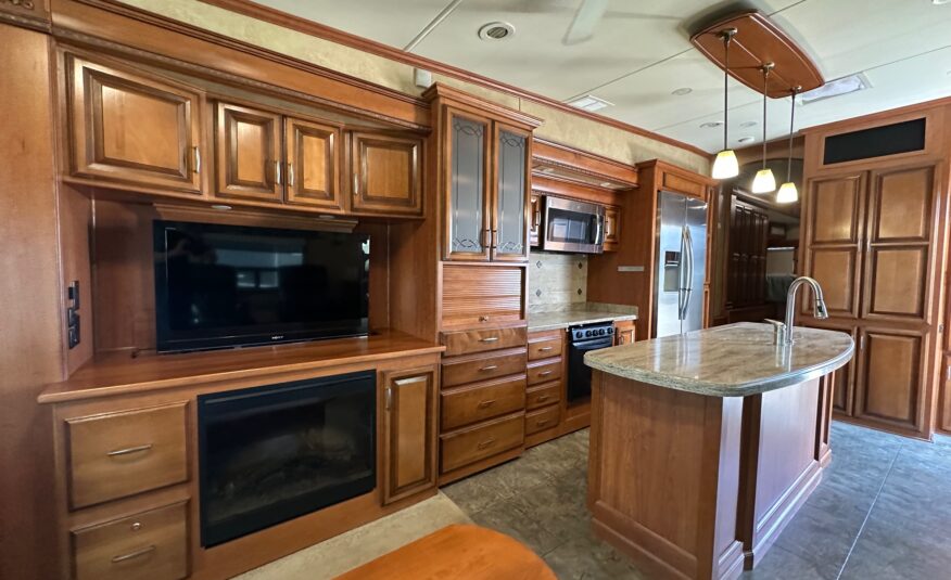 2013 DRV Mobile Suites 38RSSB3 Exclusive Resort Edition 5th wheel