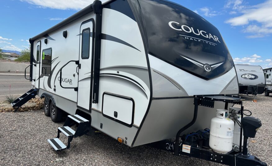 2021 Keystone Cougar 24SABWE travel trailer with solar!