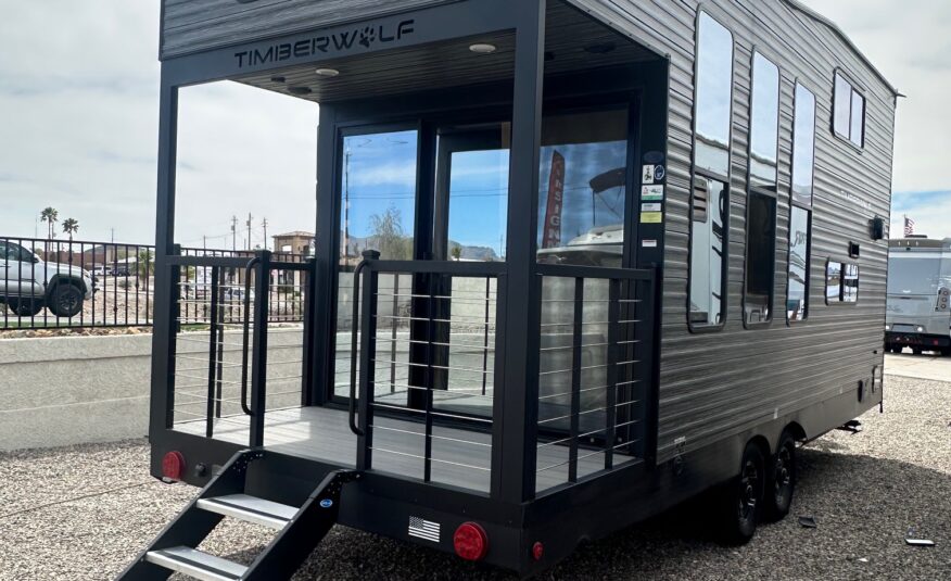 2024 Cherokee by Forest River Timberwolf 16ML Mini loft travel trailer – Like New!