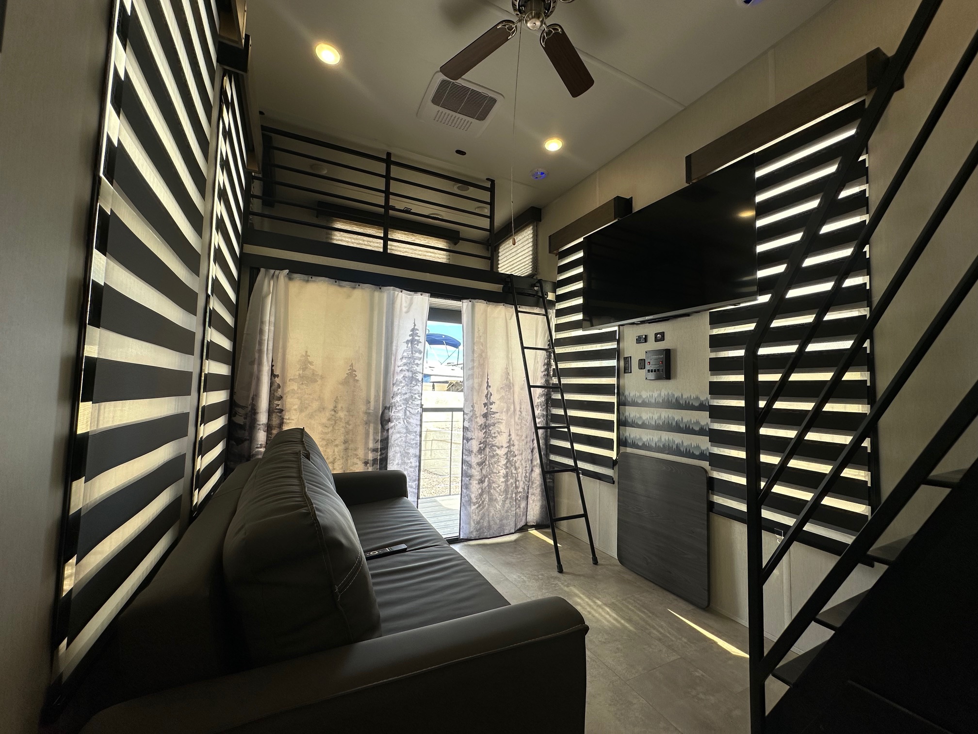 2024 Cherokee by Forest River Timberwolf 16ML Mini loft travel trailer – Like New! ON SALE NOW!