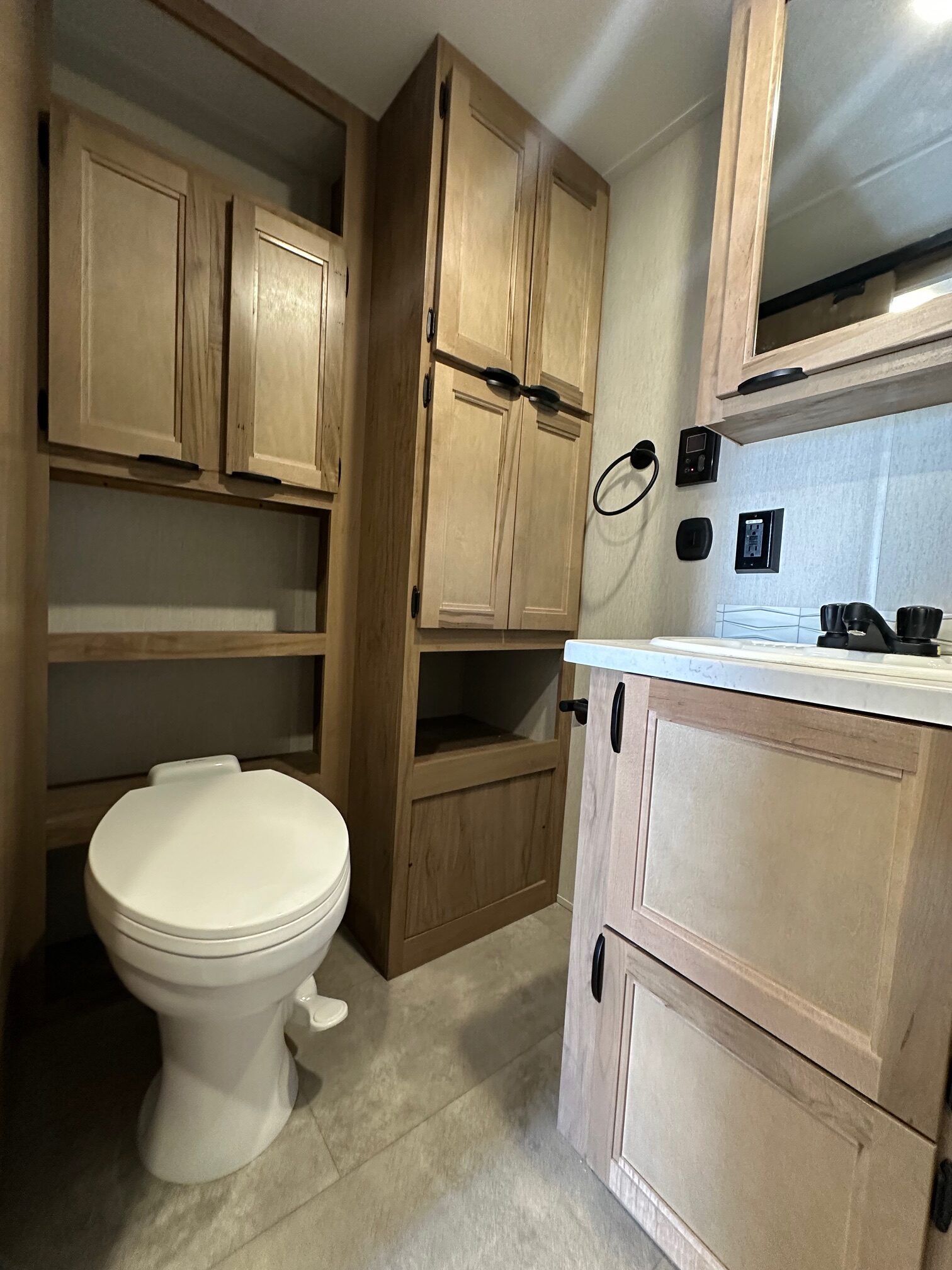 2024 Cherokee by Forest River Timberwolf 16ML Mini loft travel trailer – Like New! ON SALE NOW!