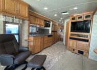 2009 Winnebago Itasca Latitude 39W Class A diesel pusher