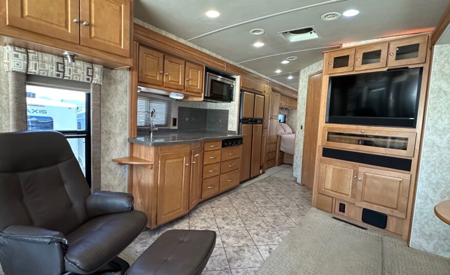 2009 Winnebago Itasca Latitude 39W Class A diesel pusher