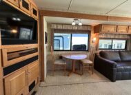 2009 Winnebago Itasca Latitude 39W Class A diesel pusher
