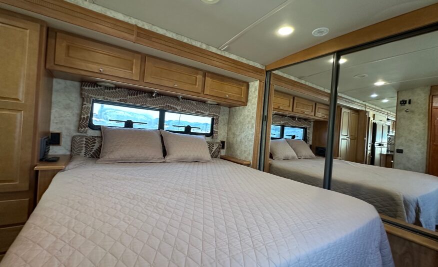 2009 Winnebago Itasca Latitude 39W Class A diesel pusher