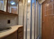 2009 Winnebago Itasca Latitude 39W Class A diesel pusher