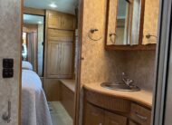 2009 Winnebago Itasca Latitude 39W Class A diesel pusher