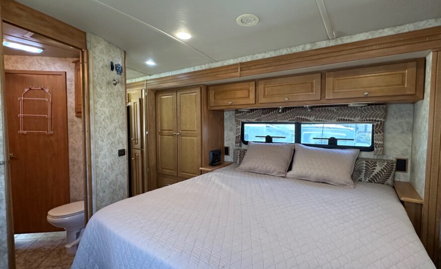 2009 Winnebago Itasca Latitude 39W Class A diesel pusher