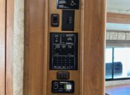 2009 Winnebago Itasca Latitude 39W Class A diesel pusher