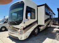 2015 Thor Tuscany 40DX Class A Diesel Pusher Motorhome – 1 1/2 bathrooms 