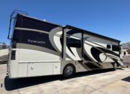 2015 Thor Tuscany 40DX Class A Diesel Pusher Motorhome – 1 1/2 bathrooms 