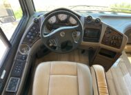 2015 Thor Tuscany 40DX Class A Diesel Pusher Motorhome – 1 1/2 bathrooms 