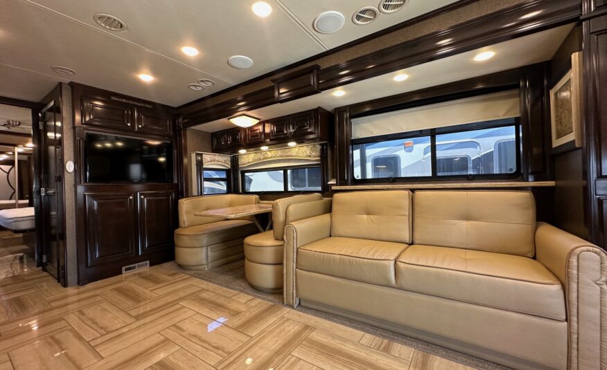 2015 Thor Tuscany 40DX Class A Diesel Pusher Motorhome – 1 1/2 bathrooms 