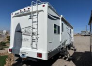 2011 Northwood Arctic Fox Silver Fox Edition 29L travel trailer – Extra Clean!