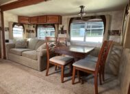 2011 Northwood Arctic Fox Silver Fox Edition 29L travel trailer – Extra Clean!