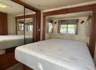 2011 Northwood Arctic Fox Silver Fox Edition 29L travel trailer – Extra Clean!