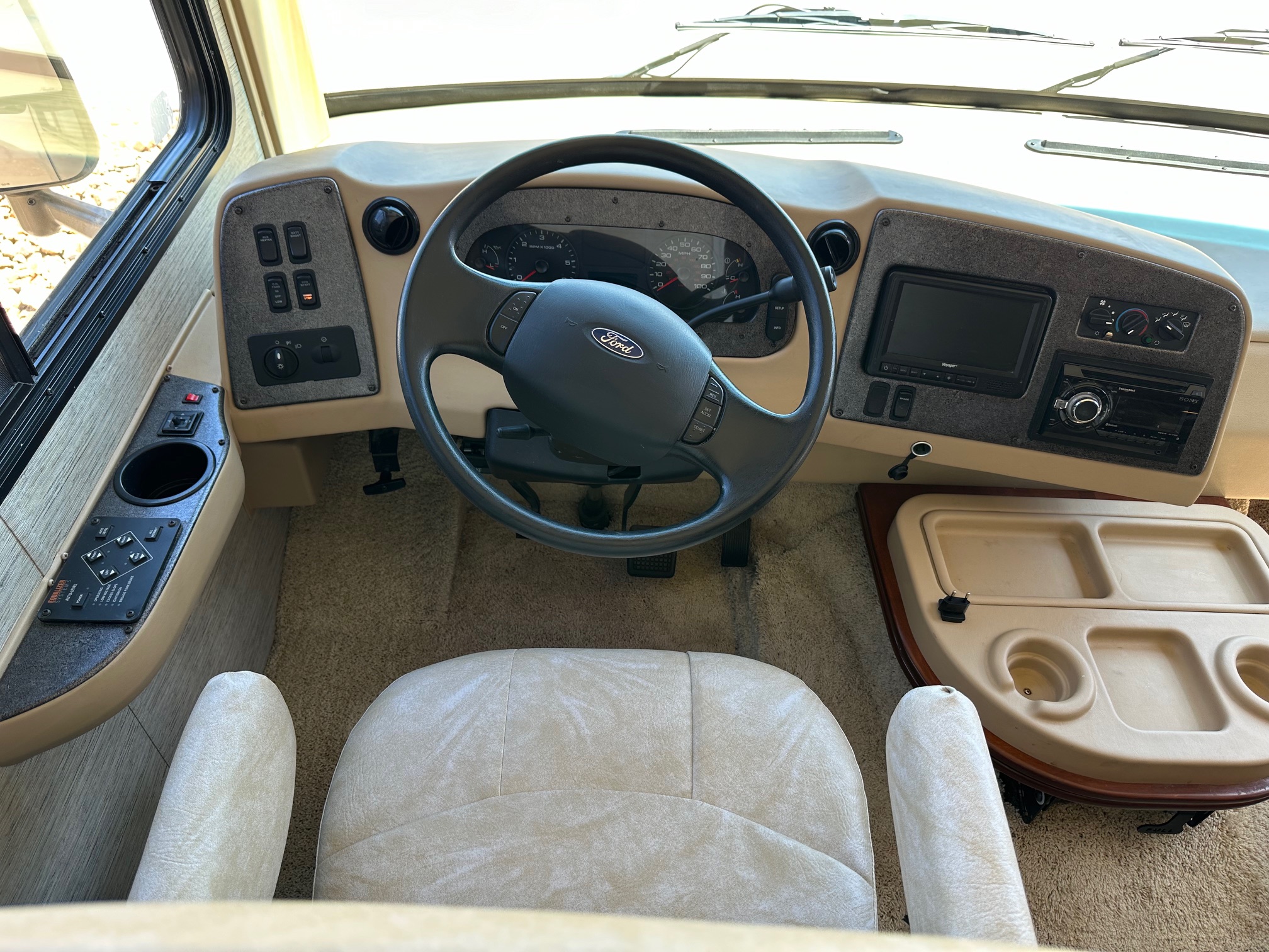 2016 Newmar Baystar 3518 Class A Gas Motorhome