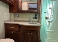 2016 Newmar Baystar 3518 Class A Gas Motorhome