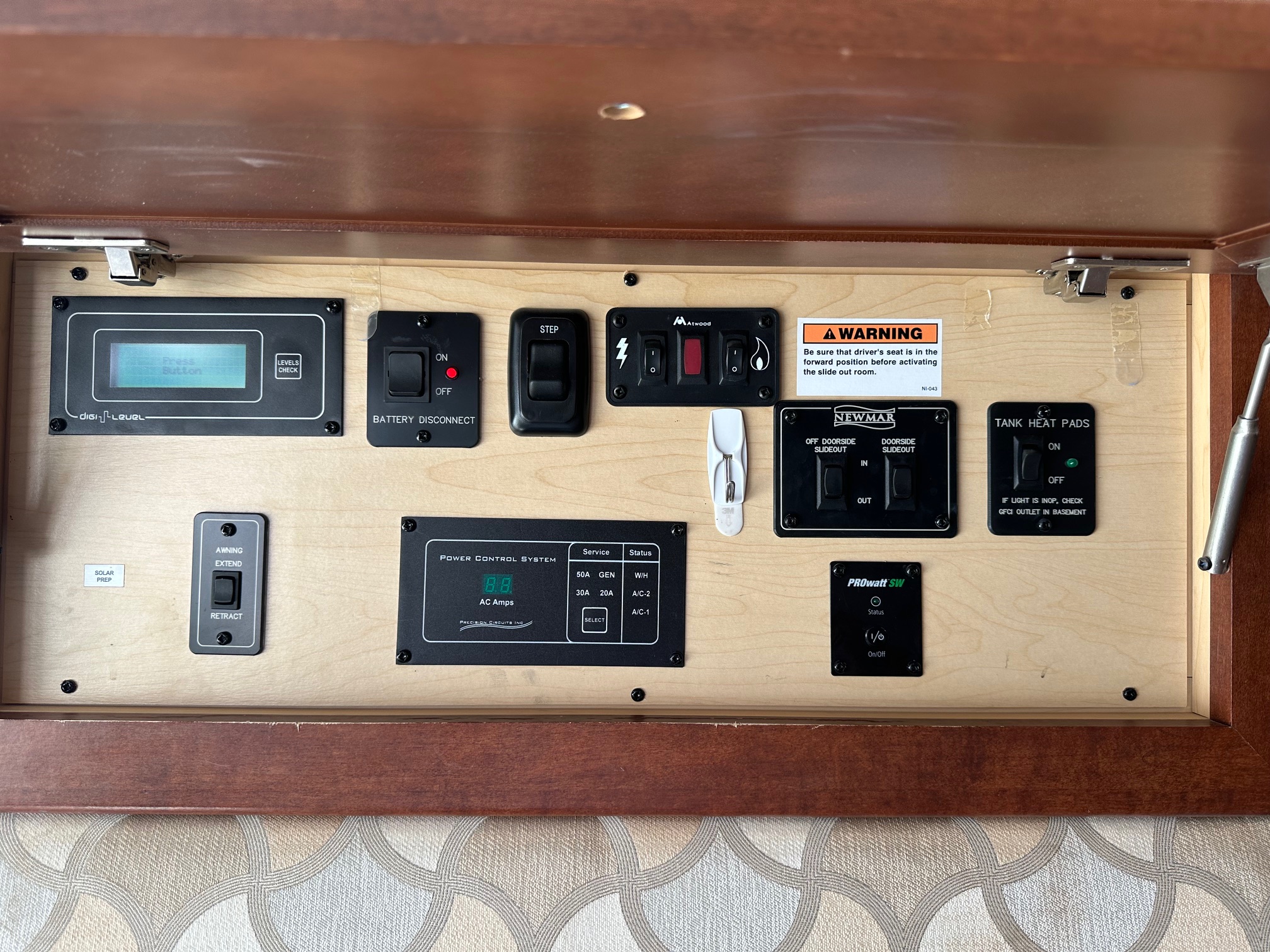 2016 Newmar Baystar 3518 Class A Gas Motorhome