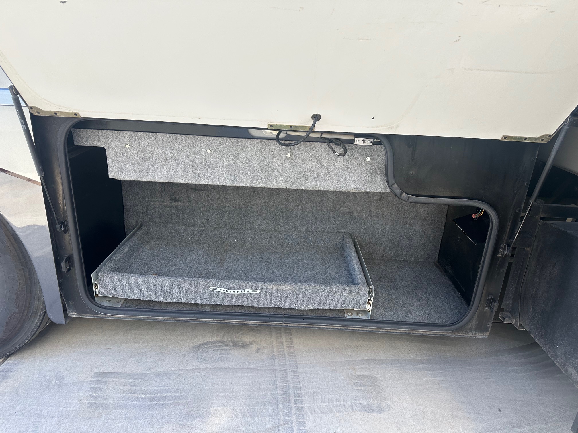 2006 Winnebago Vectra 40KD Class A Diesel Pusher Motorhome 