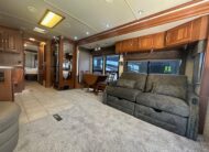 2006 Winnebago Vectra 40KD Class A Diesel Pusher Motorhome 