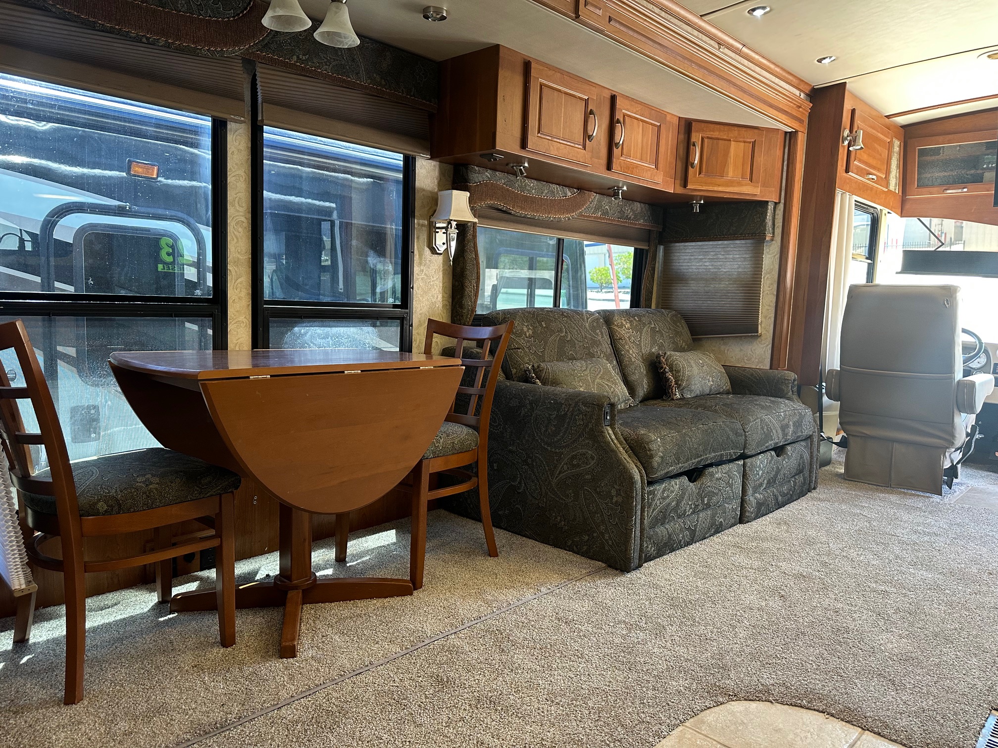 2006 Winnebago Vectra 40KD Class A Diesel Pusher Motorhome 