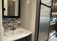 2021 Forest River Shockwave 25RQG-MX toy hauler 