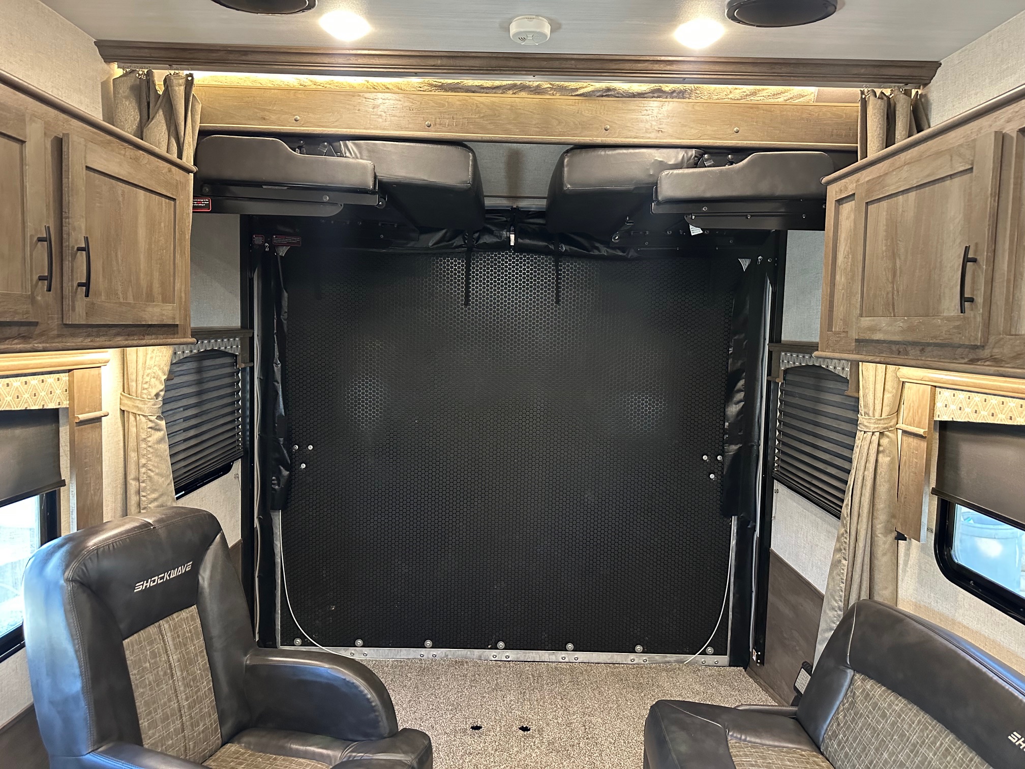 2021 Forest River Shockwave 25RQG-MX toy hauler 