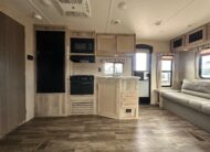 2020 Coachmen Catalina SBX 231MKS travel trailer