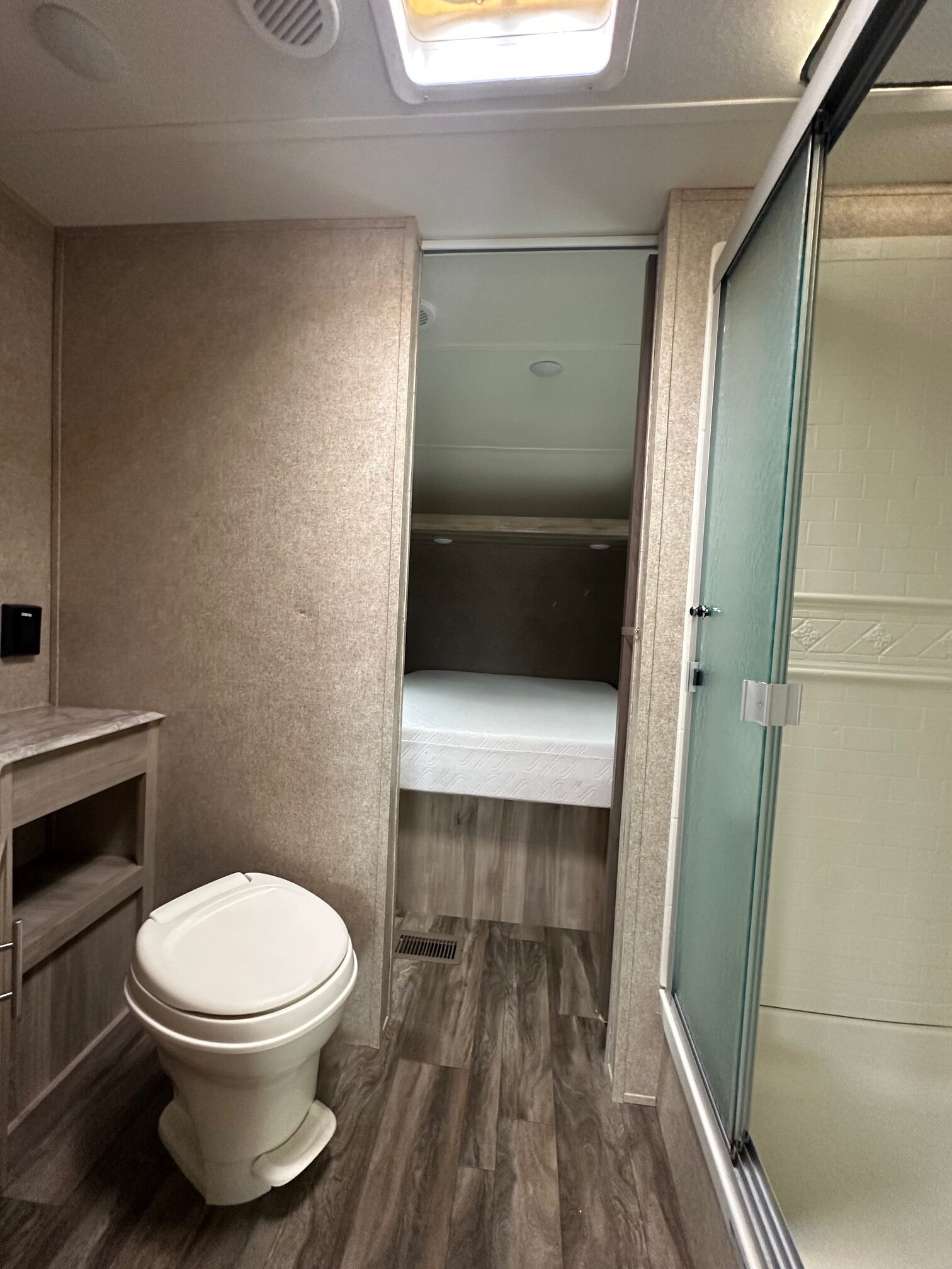 2020 Coachmen Catalina SBX 231MKS travel trailer