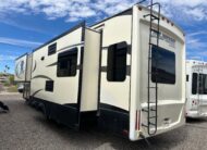 2016 Keystone Alpine 3600RS 5th wheel