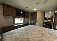 2016 Keystone Alpine 3600RS 5th wheel