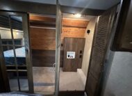 2016 Keystone Alpine 3600RS 5th wheel