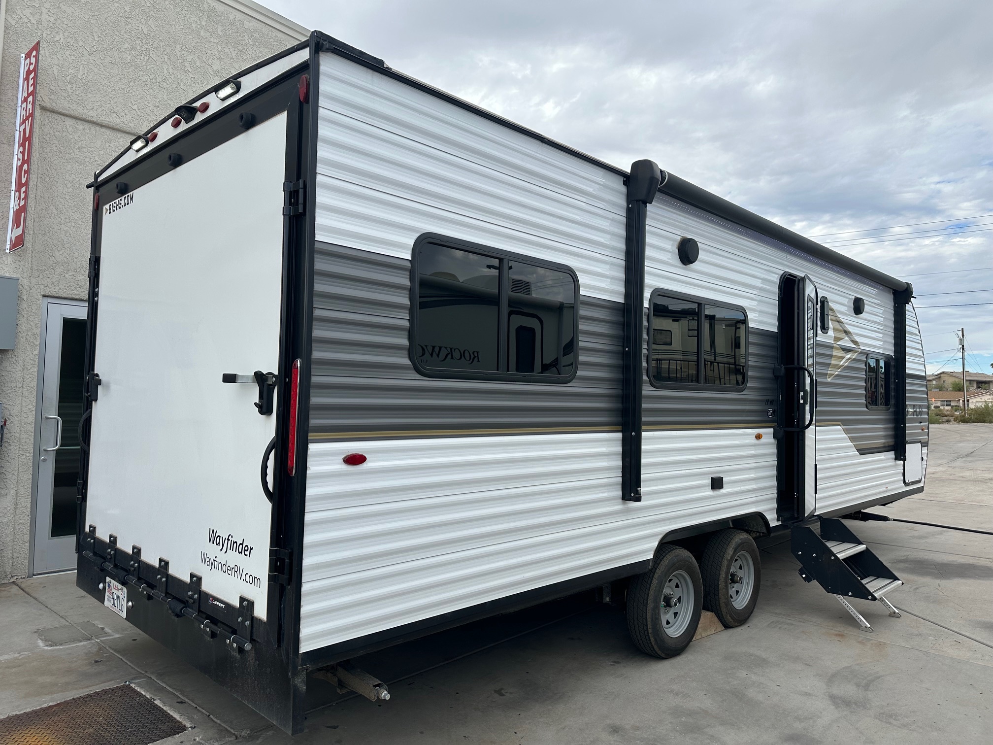 2024 Highland Ridge Go Play 263TH toy hauler travel trailer