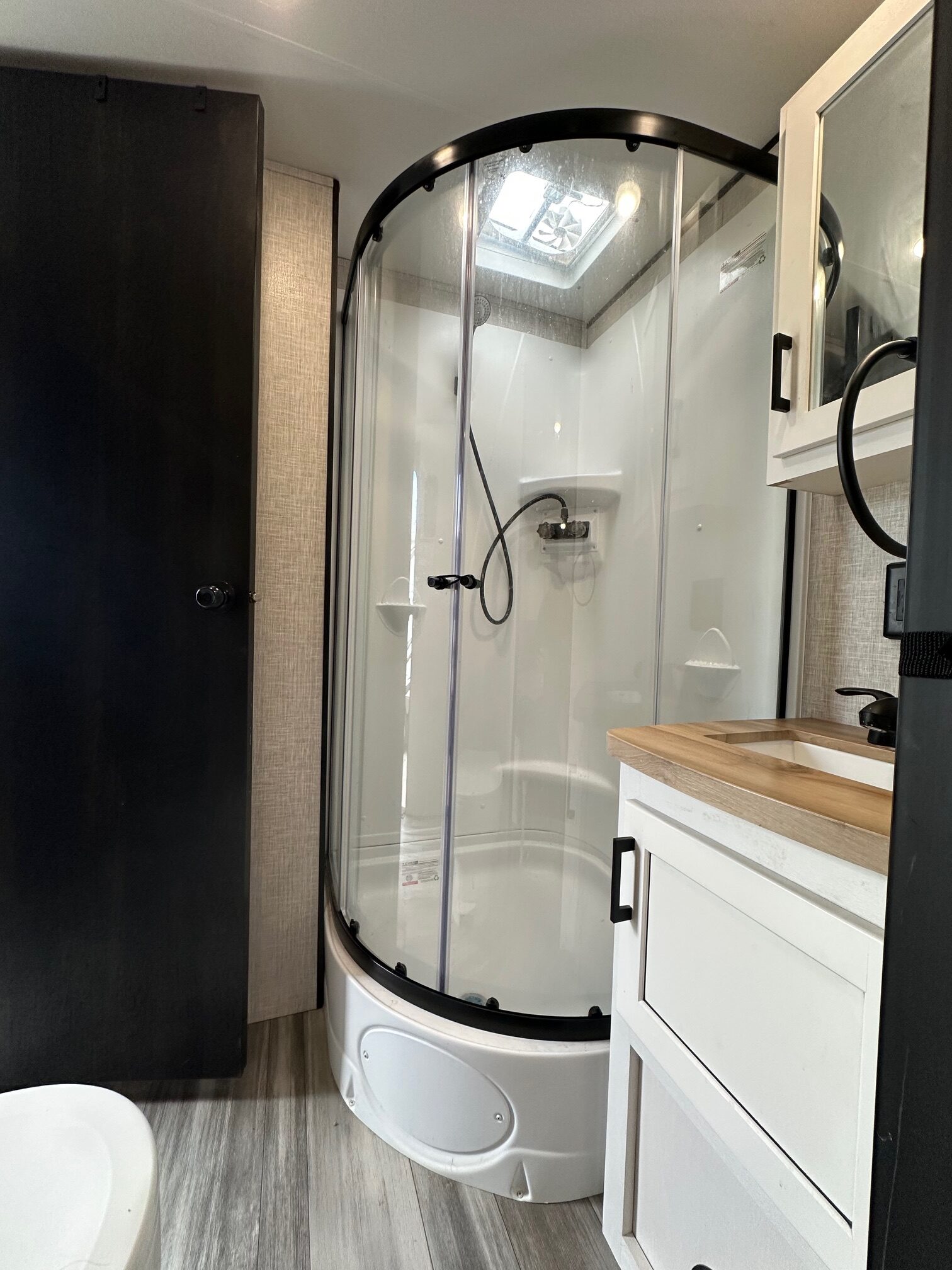 2024 Highland Ridge Go Play 263TH toy hauler travel trailer